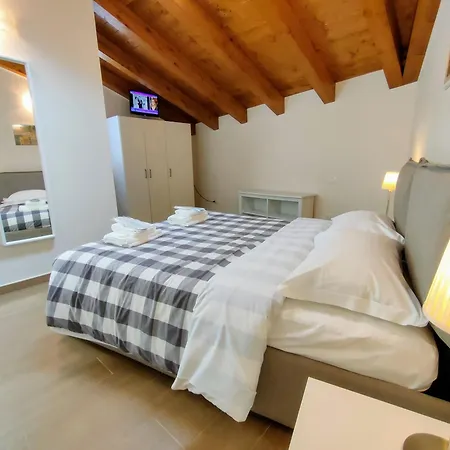 Livia - L'opera Group Специя